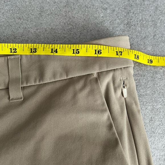 [34]Lululemon Commission Short Relaxed *Warpstreme 11" - Picture 5 of 8